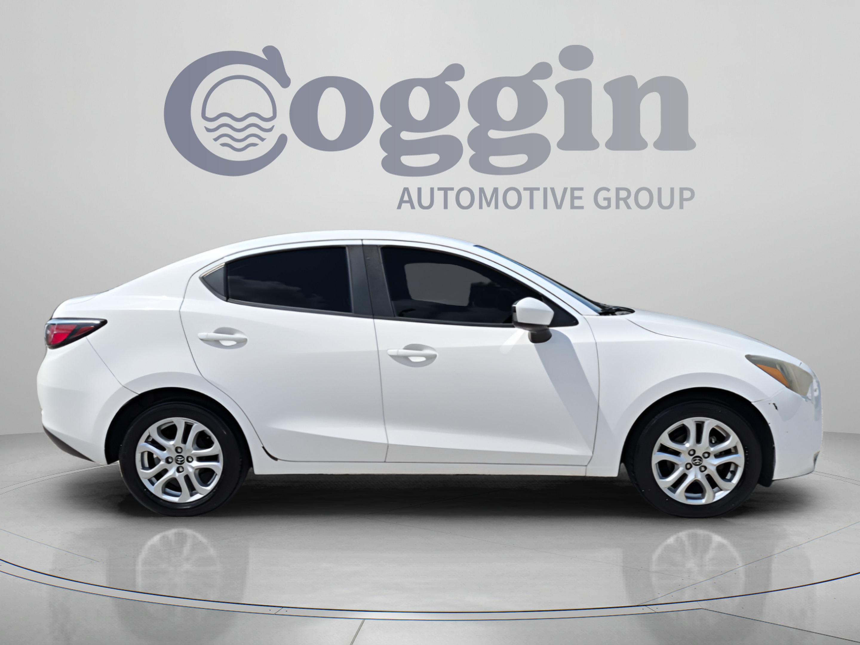 Used 2017 Toyota Yaris iA FWD image 7