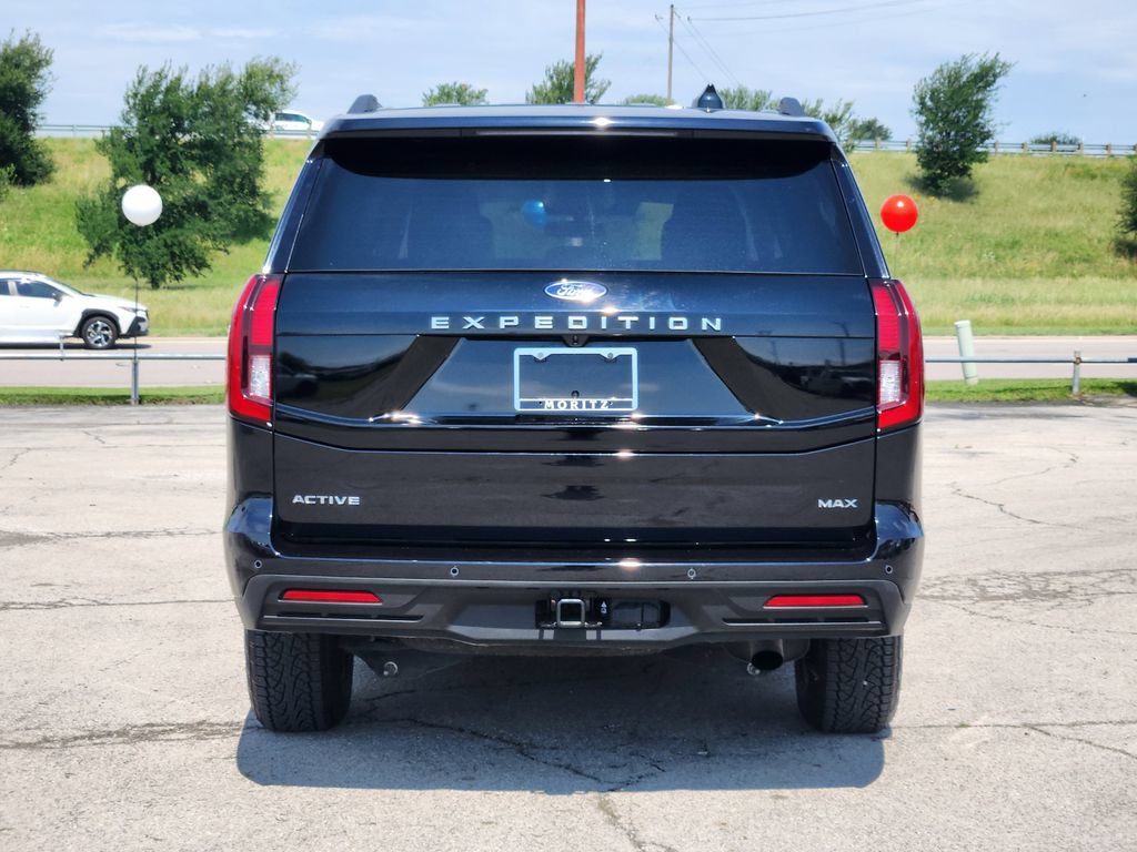 Used 2025 Ford Expedition Max Active AWD/4WD image 6