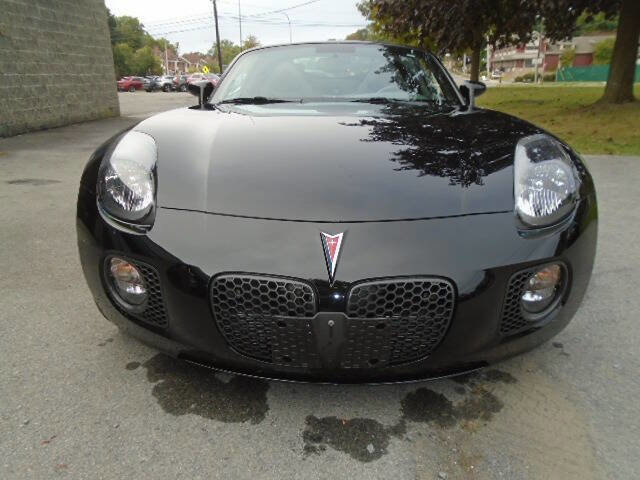 Used 2009 Pontiac Solstice GXP w/ Premium Package image 4