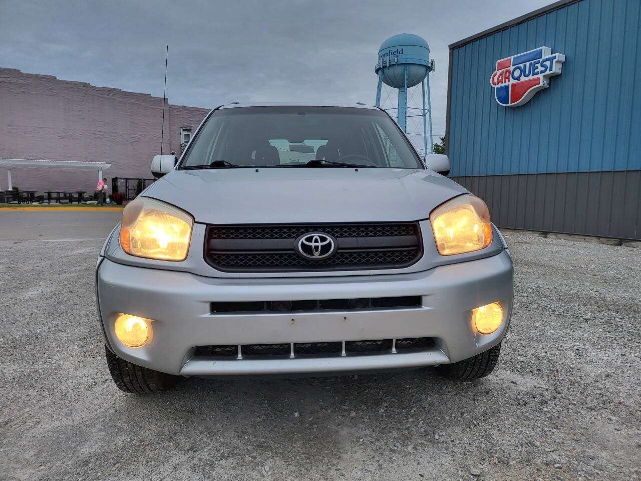 Used 2005 Toyota RAV4 4WD image 8