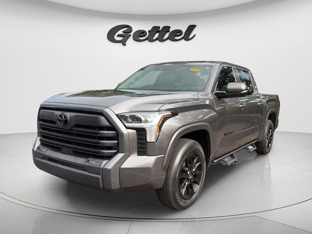 Used 2024 Toyota Tundra SR5 w/ SR5 Convenience Package RWD image 1