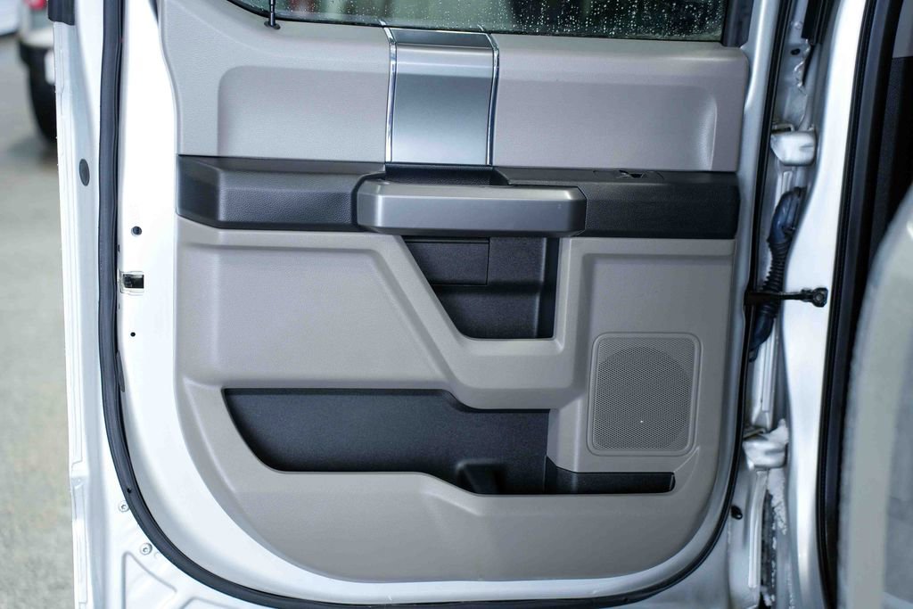 Used 2019 Ford F150 XLT w/ Equipment Group 302A Luxury image 16