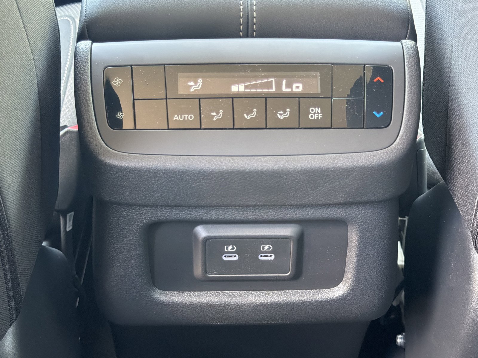 New 2026 Nissan Pathfinder SV w/ SV Premium Package FWD image 24