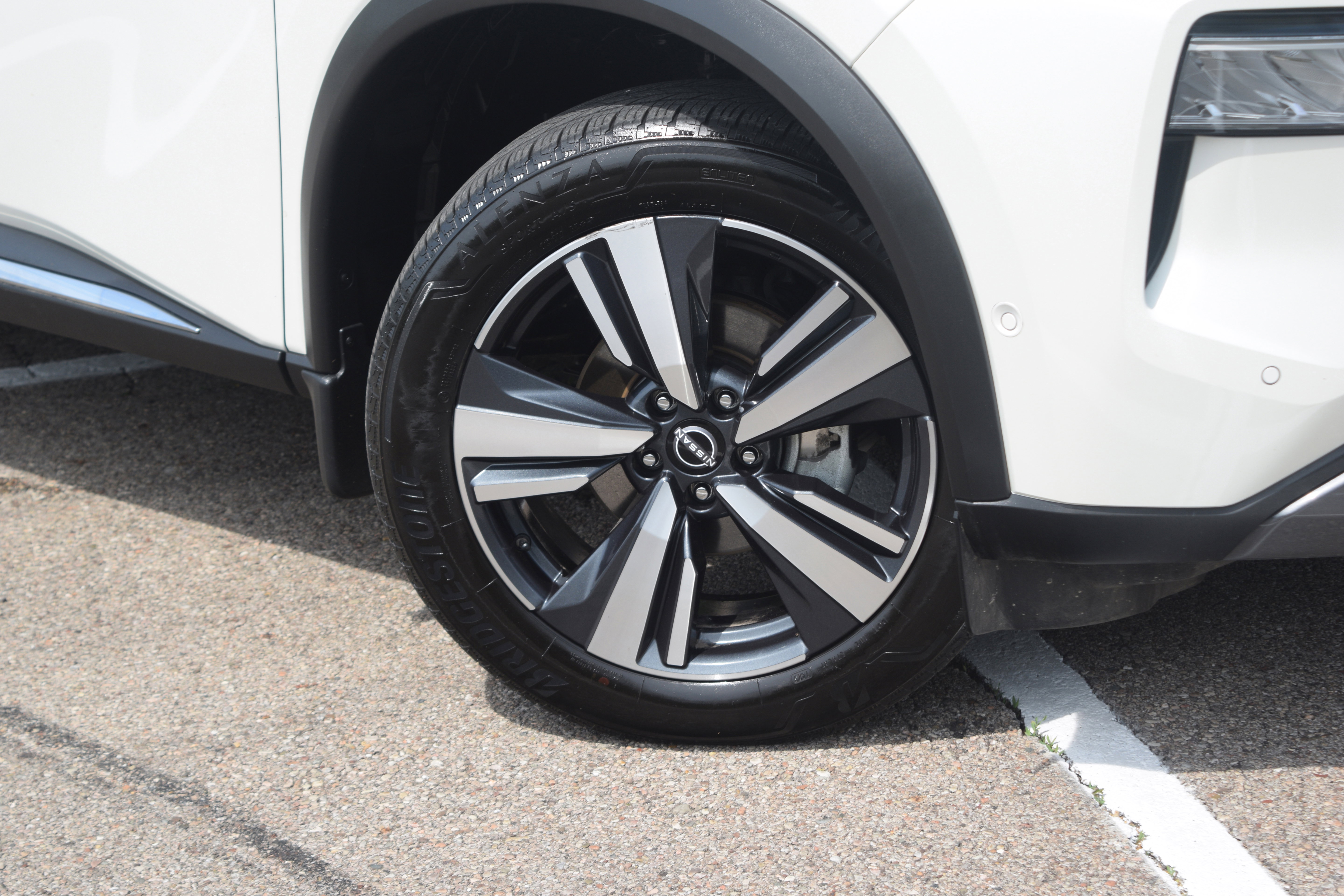Used 2023 Nissan Rogue SL w/ SL Premium Package AWD/4WD image 30
