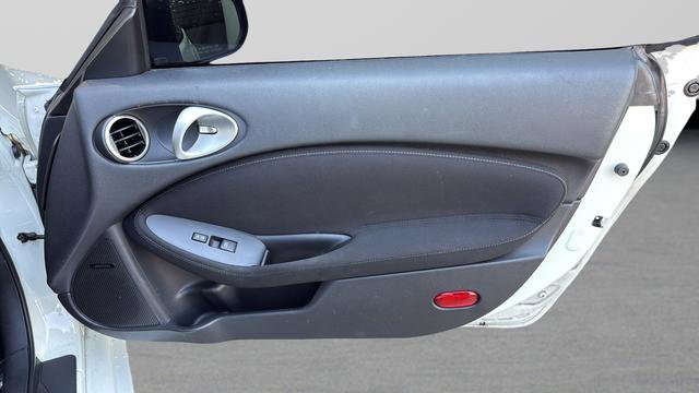 Used 2019 Nissan 370Z w/ Sport Package RWD image 22