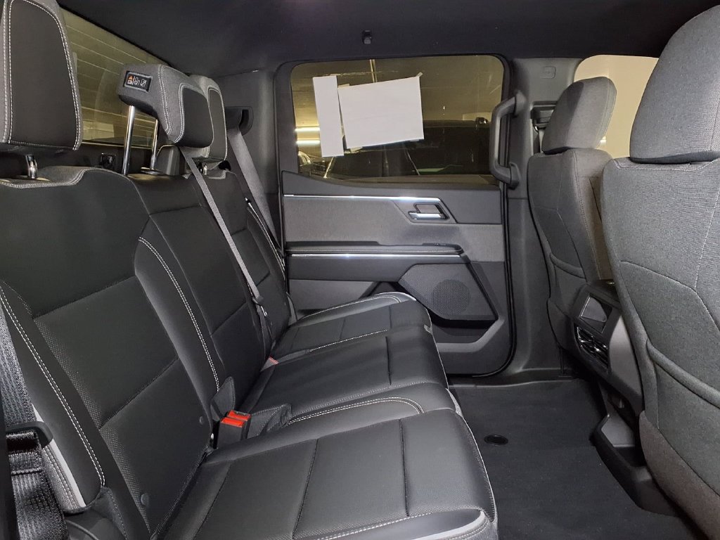 New 2026 GMC Sierra EV Elevation AWD/4WD image 7