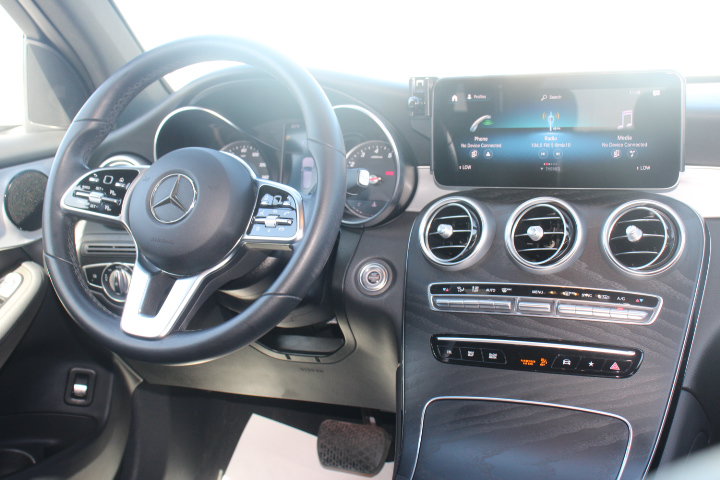 Used 2021 Mercedes-Benz GLC 300 4MATIC image 22