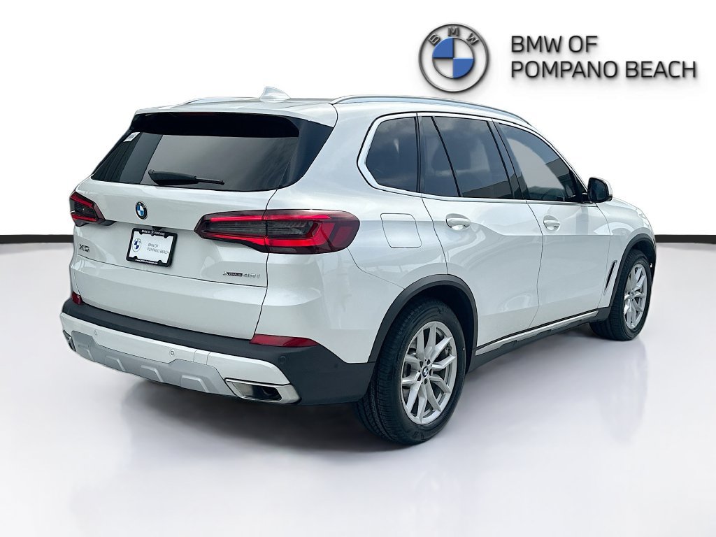 Used 2023 BMW X5 xDrive40i w/ Parking Assistance Package AWD/4WD image 7
