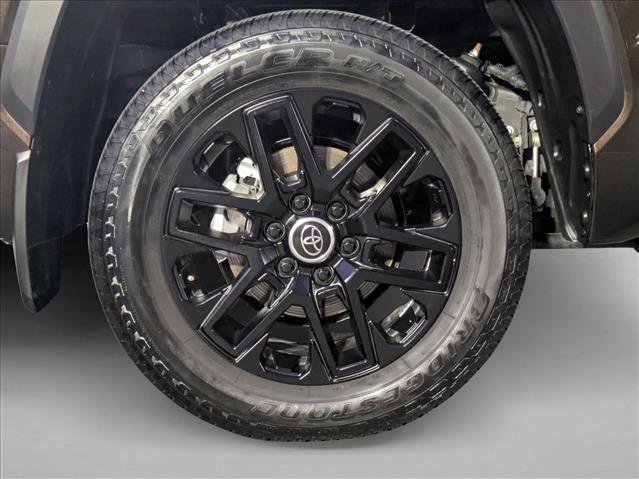 Used 2024 Toyota Tundra Limited image 21