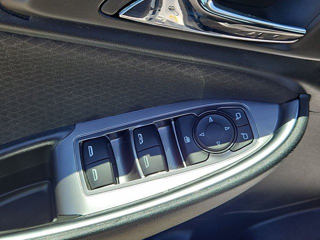 Used 2021 Chevrolet Malibu LT FWD image 22