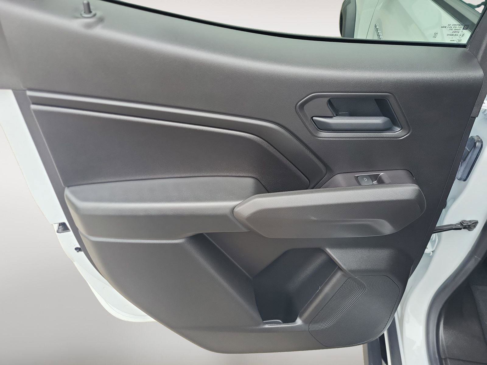 Used 2025 Chevrolet Colorado Trail Boss image 18