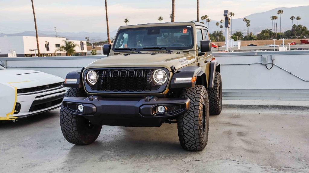 Used 2025 Jeep Wrangler Sport image 4