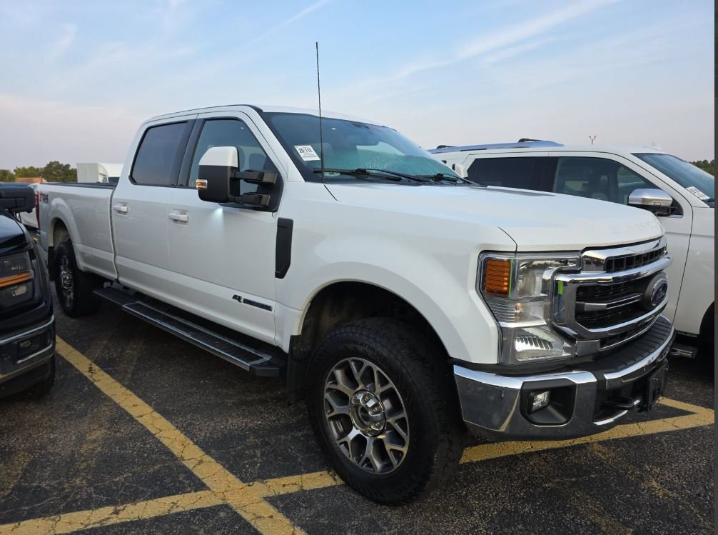 Used 2022 Ford F350 Lariat w/ Lariat Value Package AWD/4WD image 2