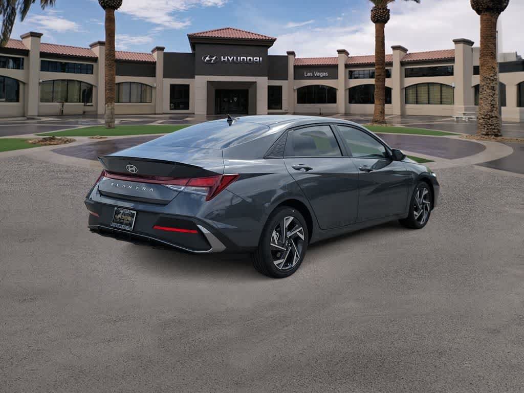 Certified 2025 Hyundai Elantra Sport FWD image 8