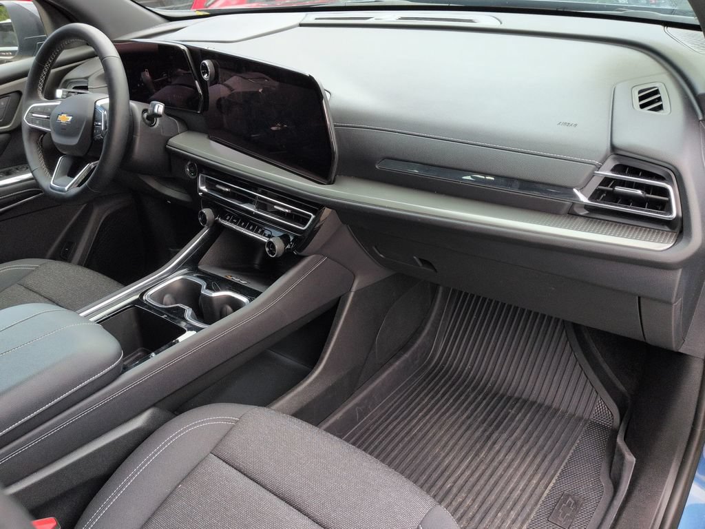 Used 2026 Chevrolet Traverse LT w/ LPO, Floor Liner Package AWD/4WD image 27