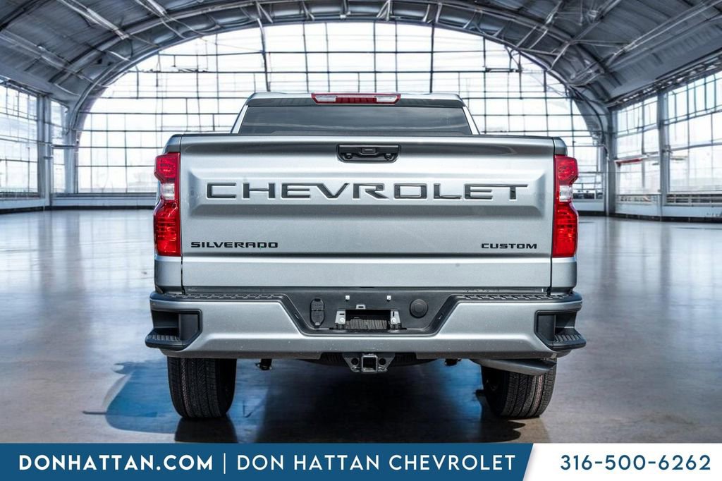 New 2026 Chevrolet Silverado 1500 Custom w/ LPO, Dark Essentials Package image 32