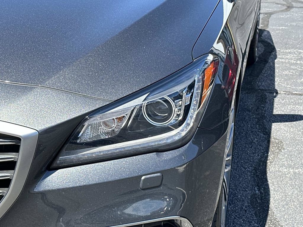 Used 2019 Genesis G80 3.8 AWD/4WD image 8