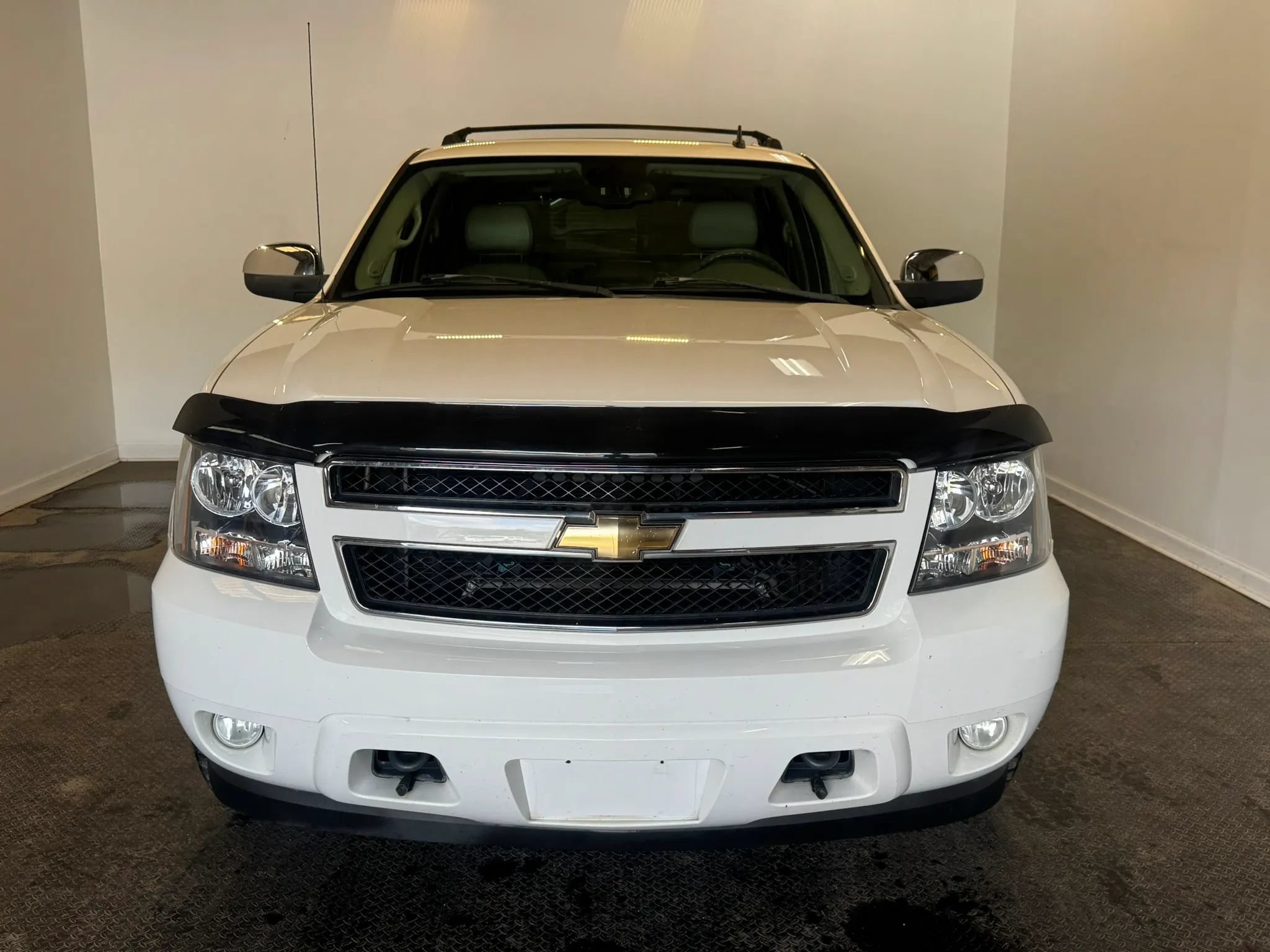 Used 2007 Chevrolet Avalanche LTZ w/ LTZ Preferred Equipment Group AWD/4WD image 2