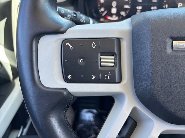 Used 2023 Land Rover Defender 110 SE image 27