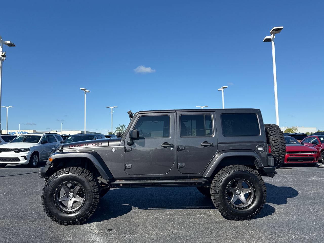 Used 2017 Jeep Wrangler Unlimited Rubicon w/ Cold Weather Group AWD/4WD image 5