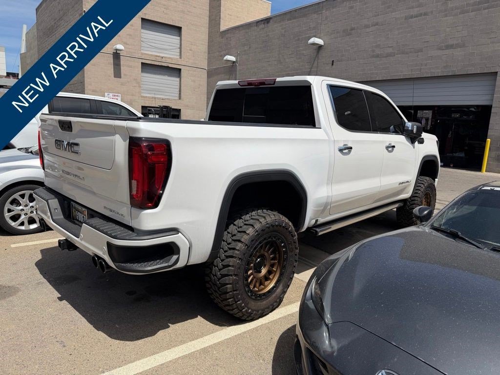 Used 2023 GMC Sierra 1500 Denali Ultimate AWD/4WD image 3