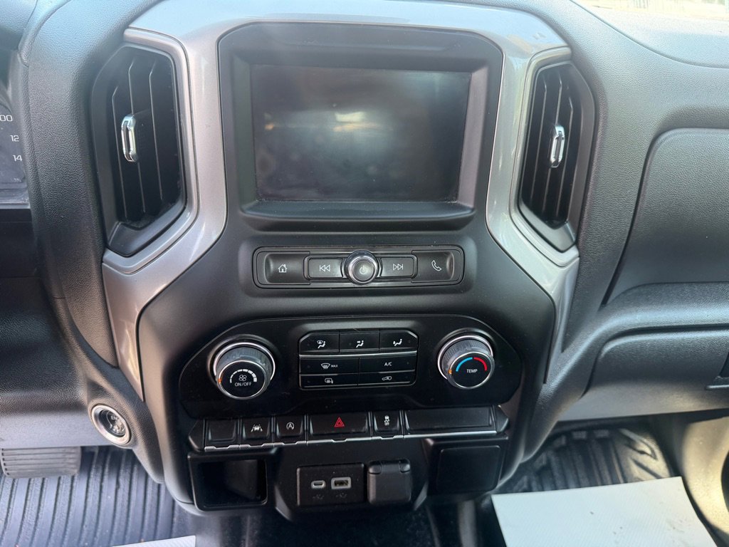 Used 2022 Chevrolet Silverado 1500 W/T w/ Trailering Package AWD/4WD image 34