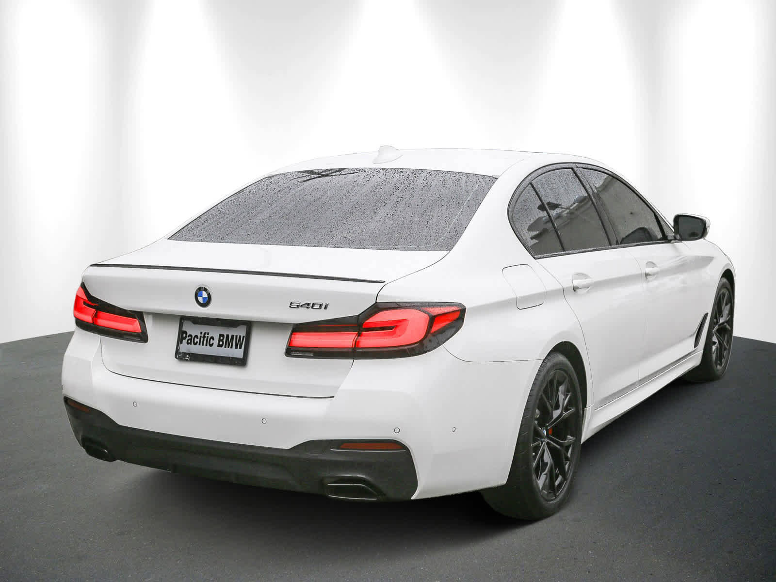 Certified 2023 BMW 540i w/ M Sport Package image 6