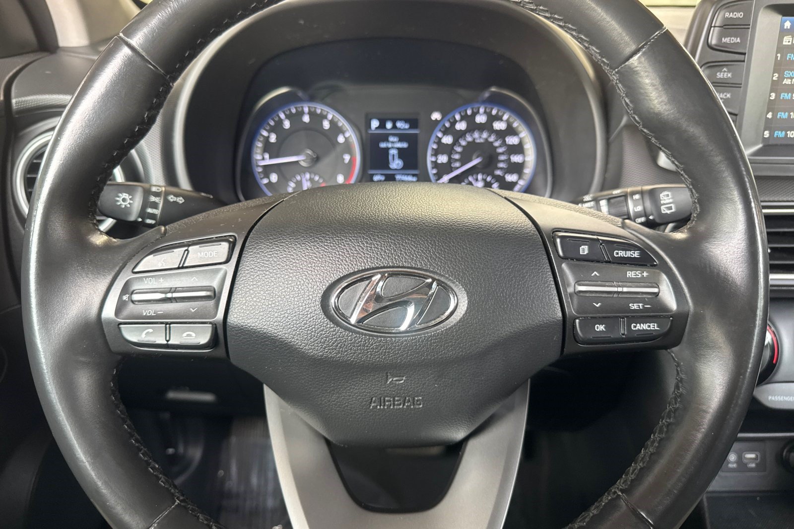 Used 2019 Hyundai Kona SEL FWD image 11