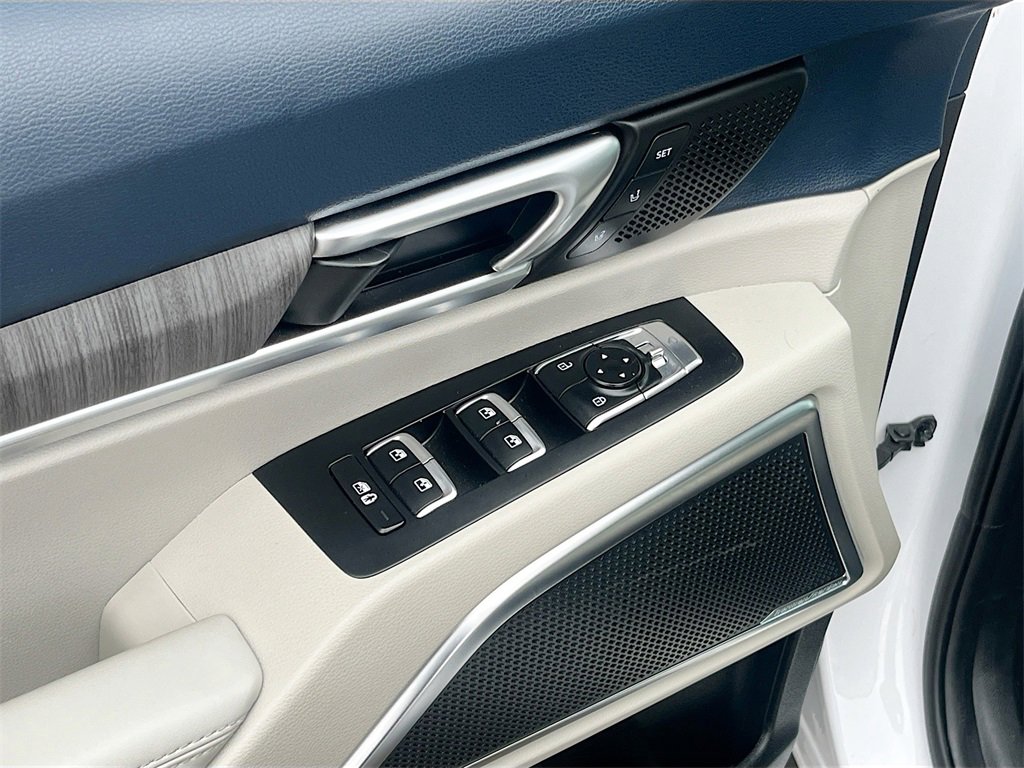Used 2025 Kia Telluride SX image 18