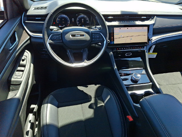 New 2026 Jeep Grand Cherokee Altitude AWD/4WD image 11