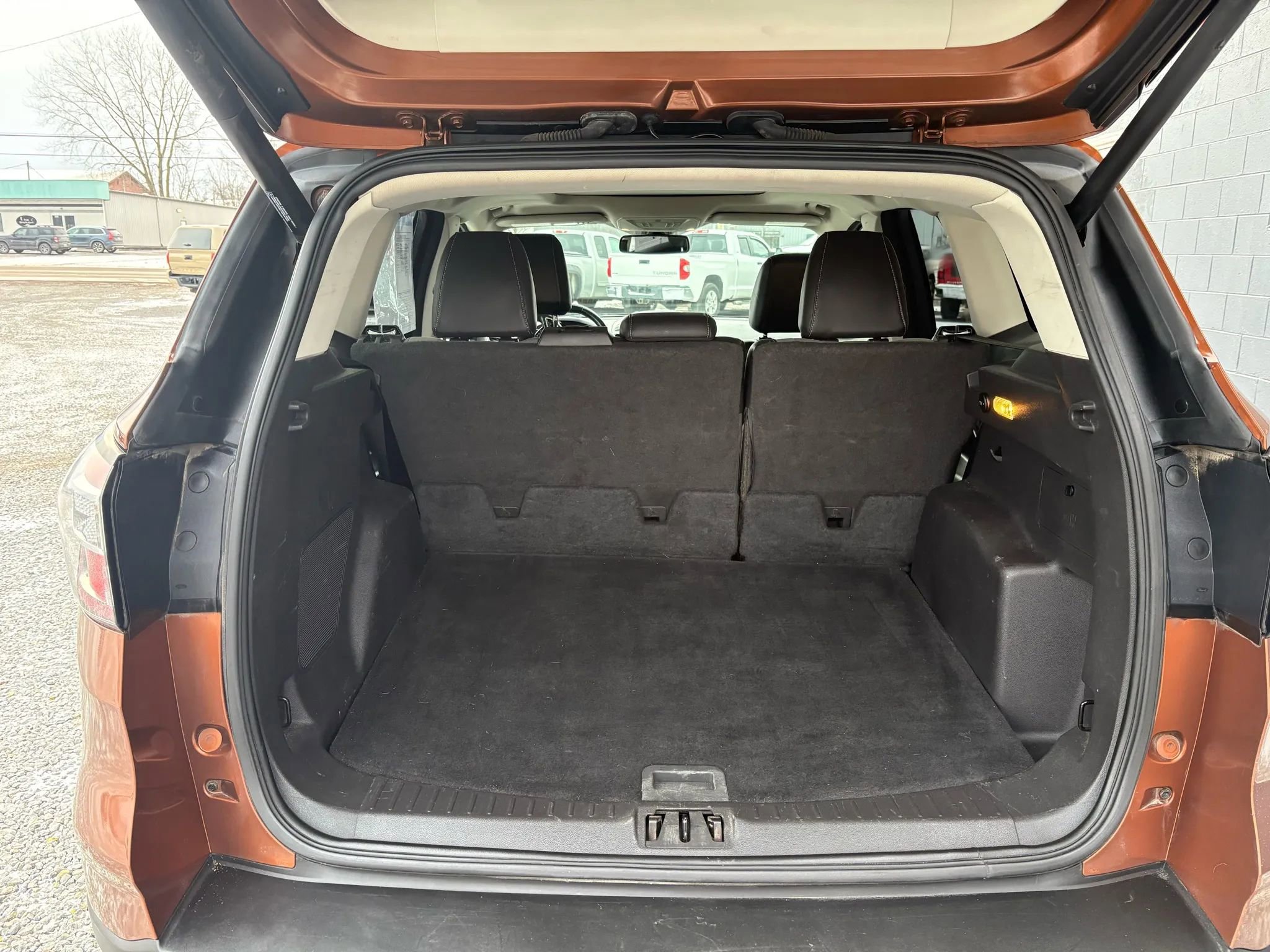 Used 2017 Ford Escape Titanium image 4