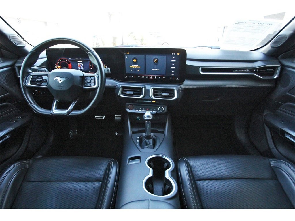 Used 2024 Ford Mustang Premium image 7