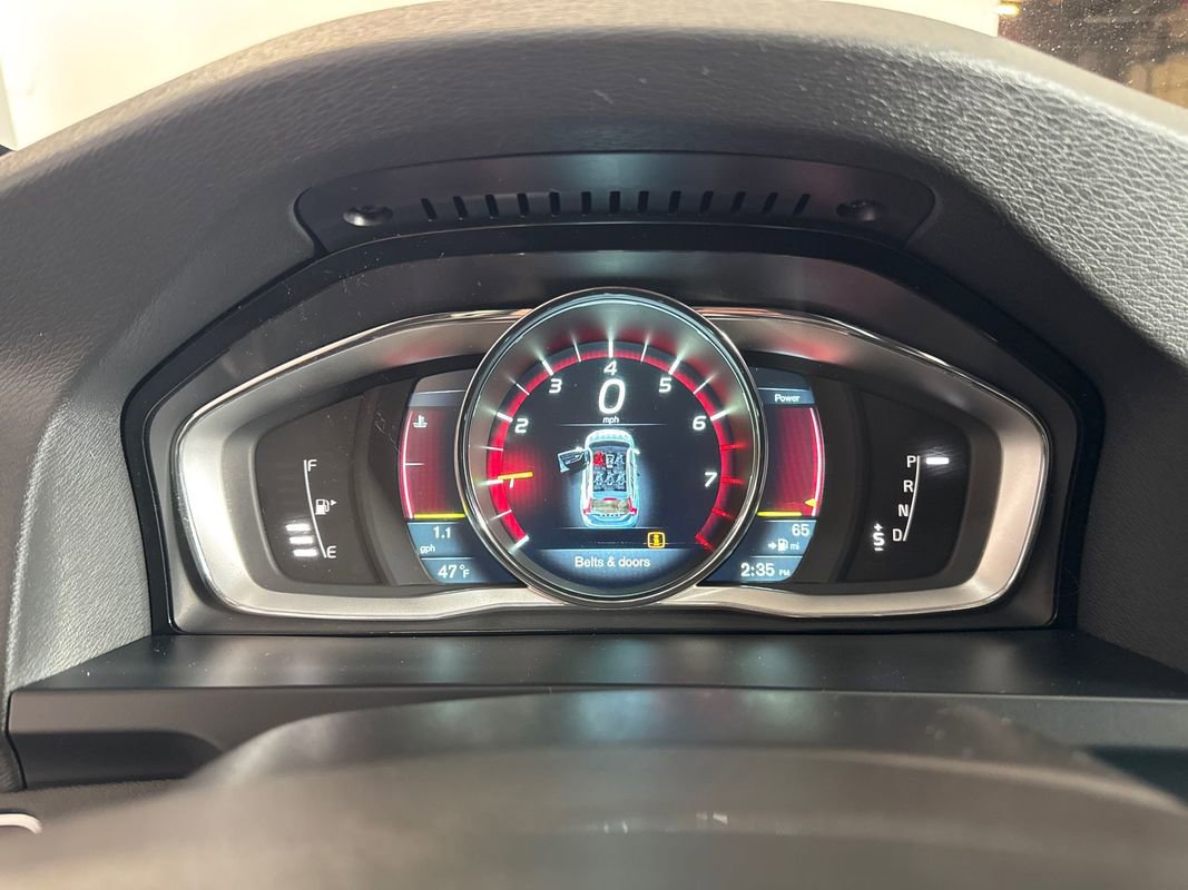 Used 2015 Volvo V60 T5 Premier image 14