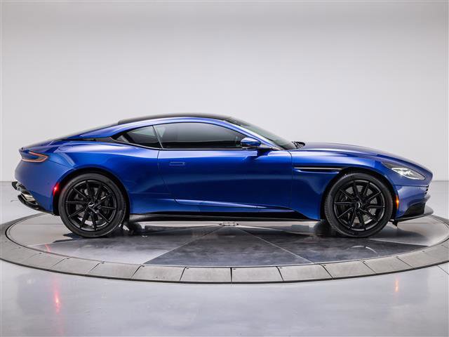 Used 2019 Aston Martin DB11 Base image 13