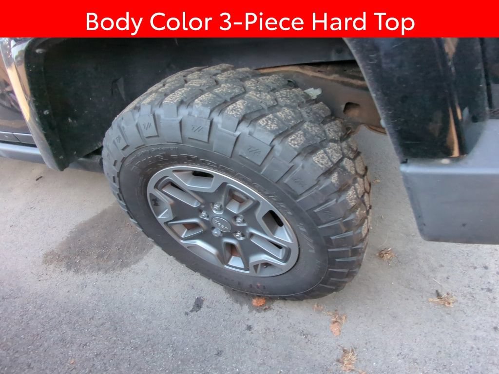 Used 2017 Jeep Wrangler Unlimited Rubicon w/ Cold Weather Group AWD/4WD image 5