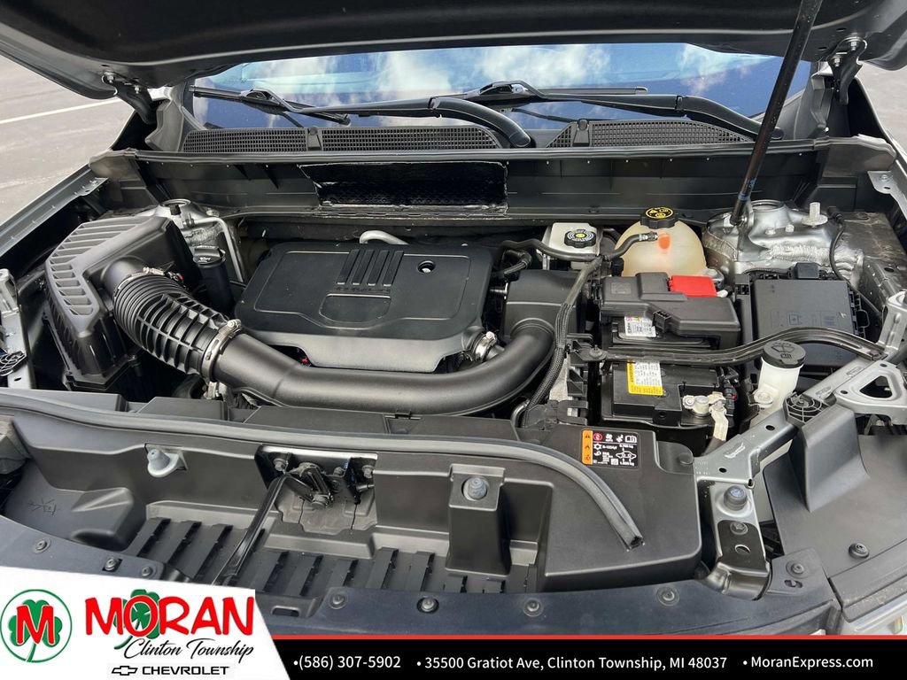 Used 2023 GMC Acadia SLT image 11