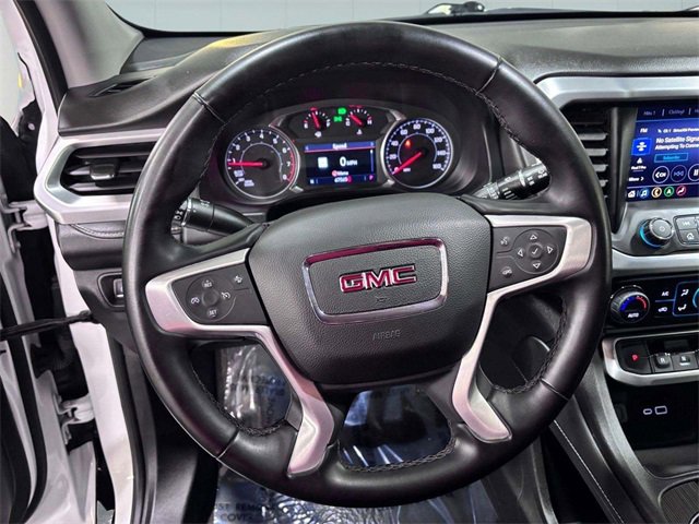 Used 2023 GMC Acadia SLT image 16