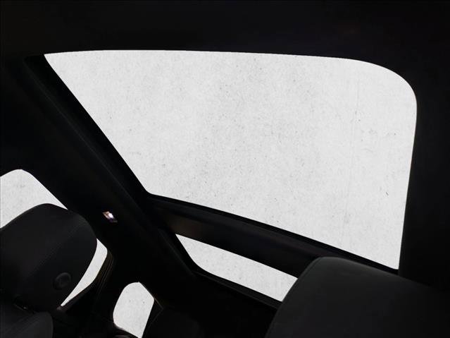 Used 2022 Land Rover Range Rover Evoque R-Dynamic S image 14