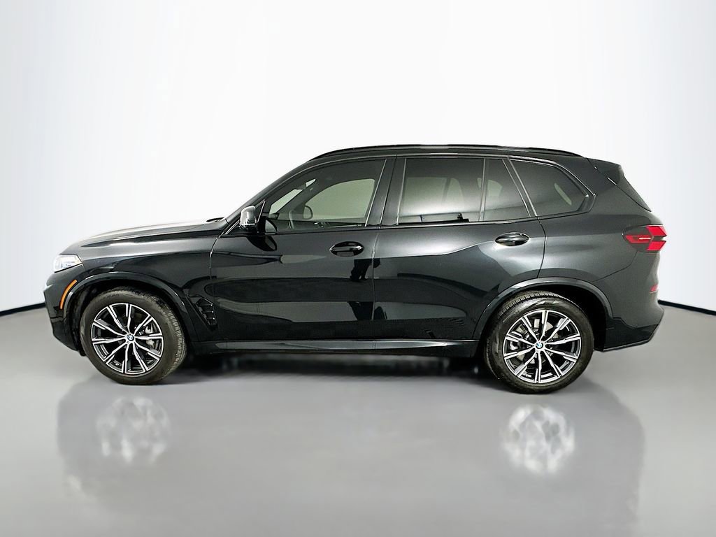Certified 2024 BMW X5 xDrive40i w/ M Sport Package image 8