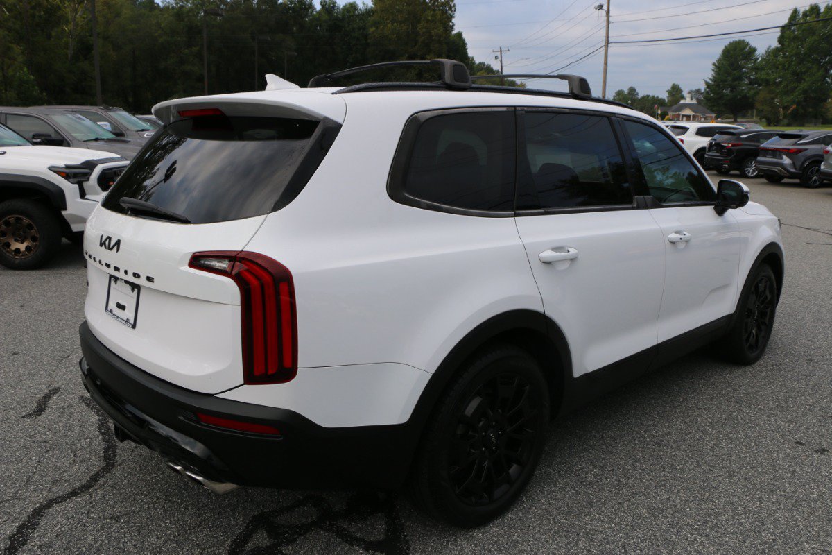 Used 2022 Kia Telluride SX w/ Nightfall Edition Package AWD/4WD image 8