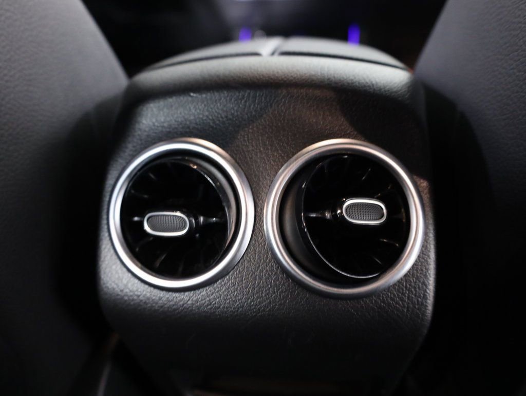 Certified 2022 Mercedes-Benz GLA 250 4MATIC image 44