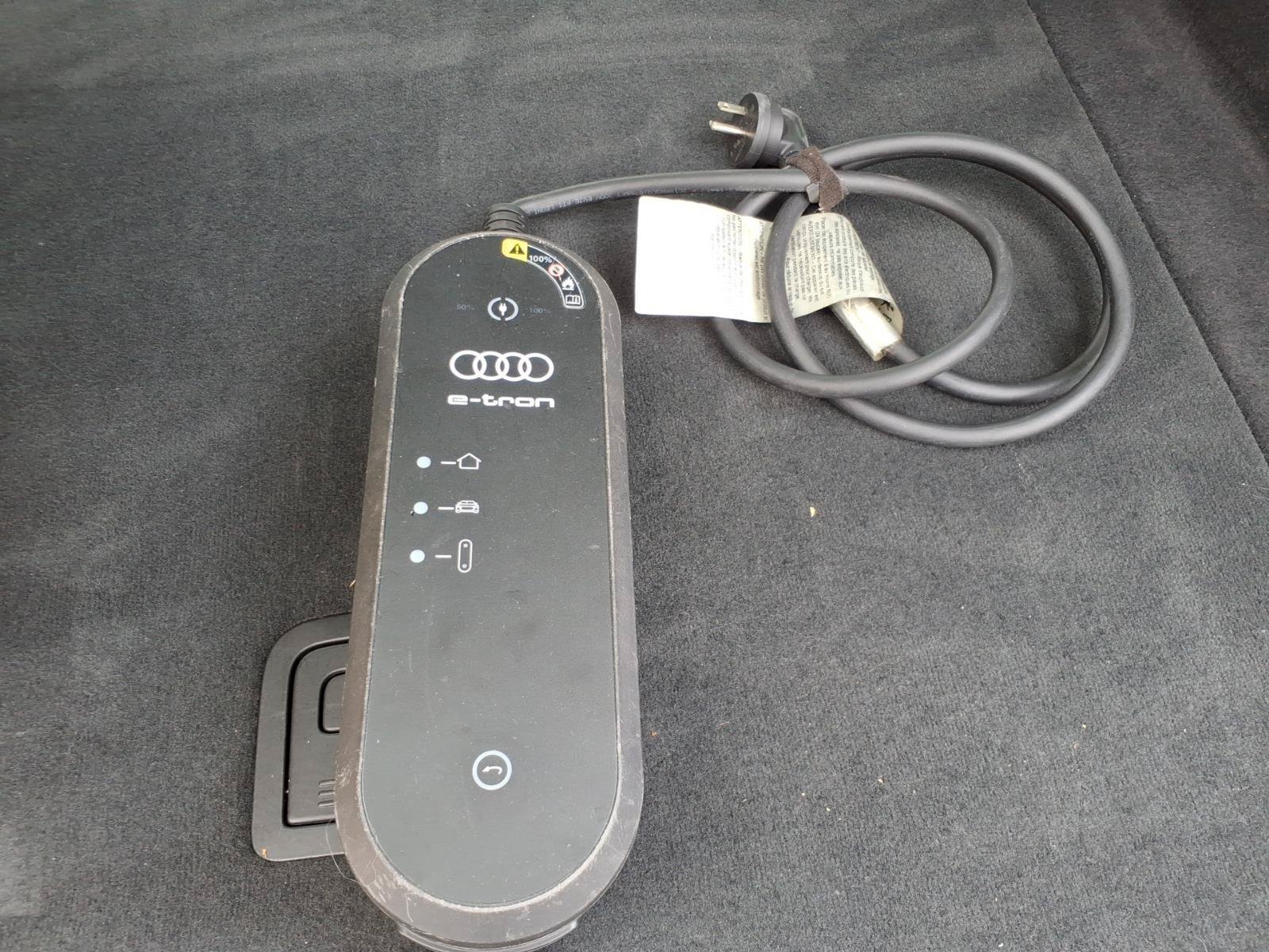 Used 2019 Audi e-tron Premium Plus AWD/4WD image 33