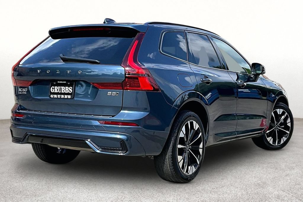 Used 2026 Volvo XC60 B5 Plus AWD/4WD image 2