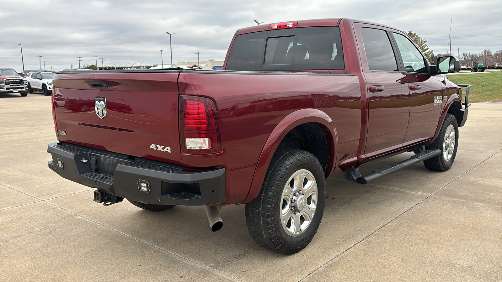 Used 2018 RAM 2500 Laramie w/ Sport Appearance Group image 9