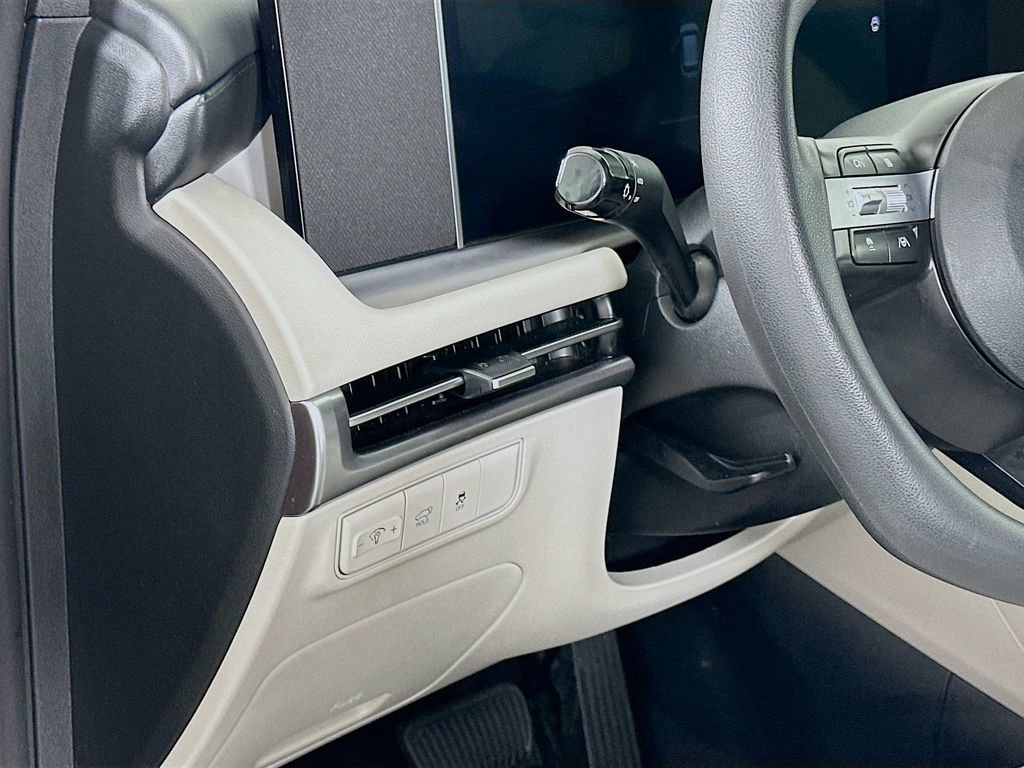 Certified 2025 Hyundai Tucson SEL FWD image 10