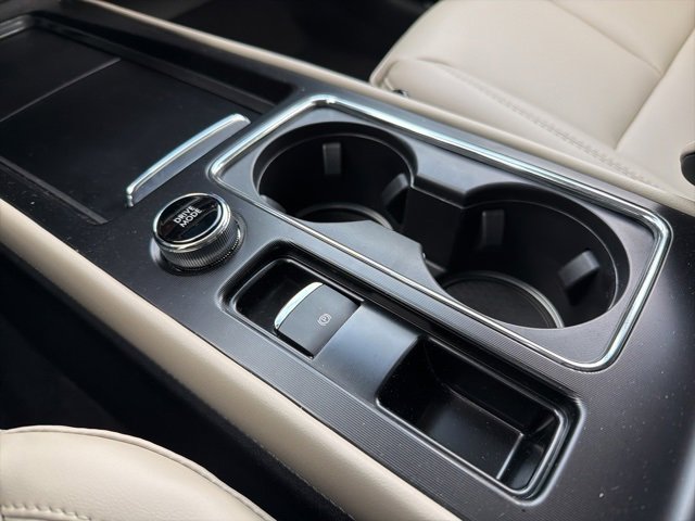 New 2026 Lincoln Corsair Premiere image 14