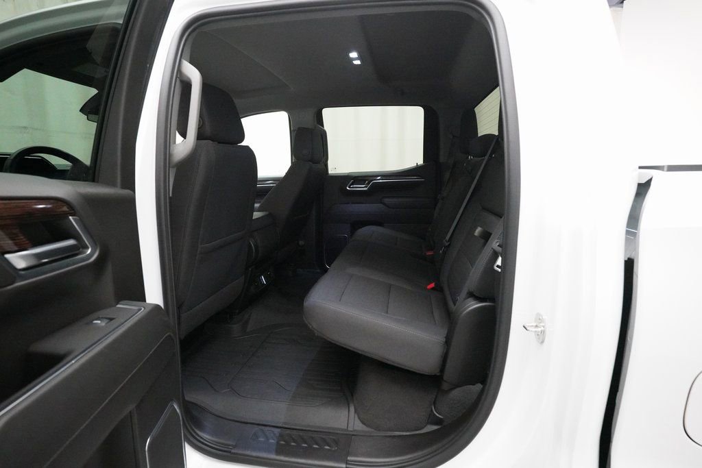Used 2024 GMC Sierra 1500 Elevation image 15