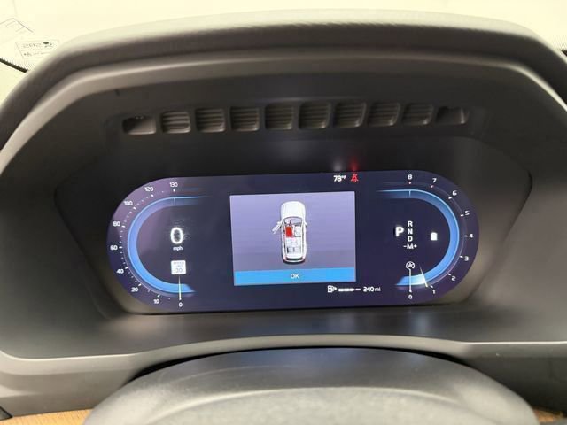 Certified 2023 Volvo XC90 B6 Plus image 16