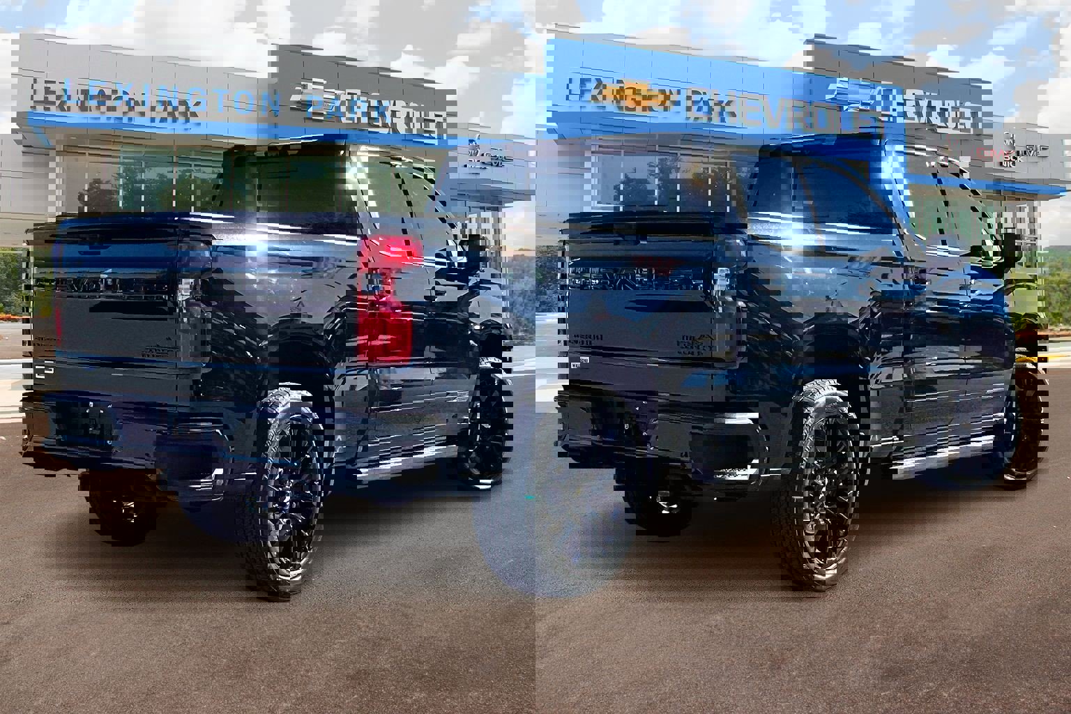 Used 2026 Chevrolet Silverado 1500 High Country w/ Midnight Edition image 13