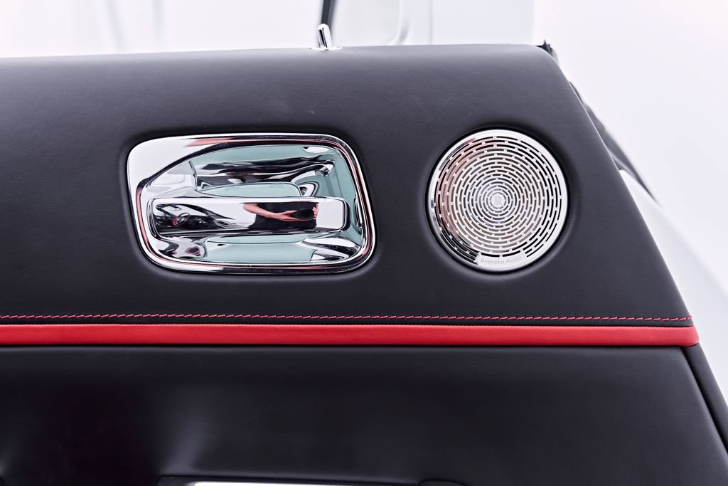 Used 2020 Rolls-Royce Dawn RWD image 49